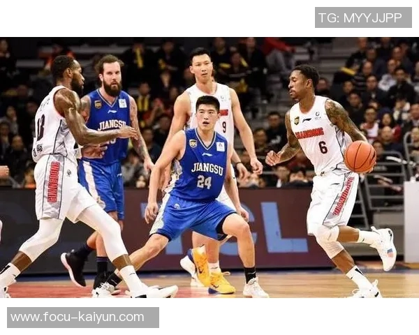 篮协新规揭秘：主教练定大名单，蛇形抽签引发无限猜想