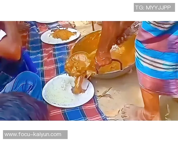 干净又卫生！贝克汉姆晒印度行学习制作美食视频