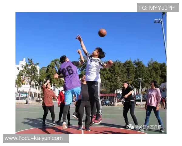 黄蒋大亚精准助攻，程鑫推射再下一城——新时代篮球的华丽演绎